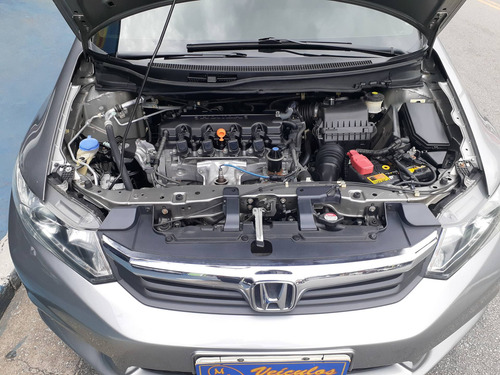 Imagem 8 de 9 de Honda Civic 2013 1.8 Lxs Flex Aut. 4p