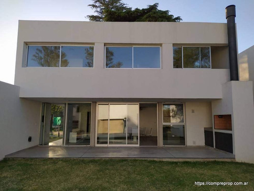 Imagen 19 de 21 de Housing La Carolina Village 3 Dor 3 Bños Oportunidad