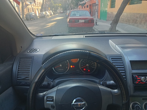 Nissan Sentra 2.0 Emotion 6vel Ee Mt