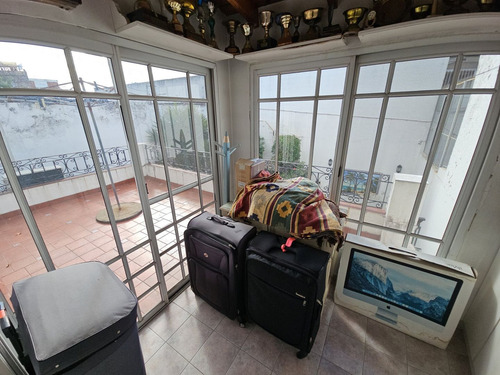 Casa Lote Propio 5 Amb. Con Jardín Y Pileta Floresta