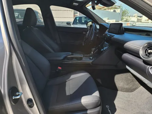 Lexus Is 300 Premium Aut 2023 3 Años De Garantia