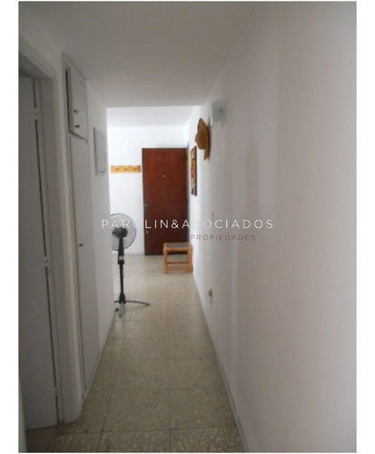 Departamento De 1 Dormitorio En Peninsula, Punta Del Este- Ref: 1997