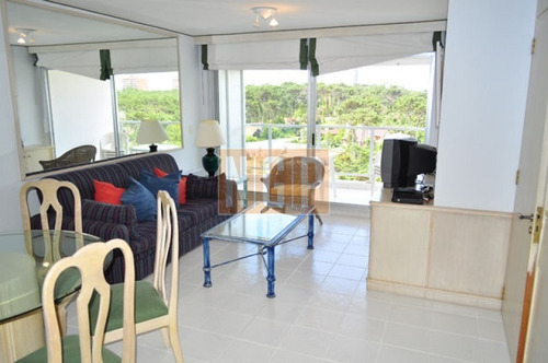 Apartamento Con Excelentes Servicios-ref:1581