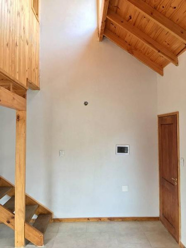 Imagen 7 de 15 de Venta Departamento Duplex 2 Dormitorios En La Cascada Calle Goñy Al 300