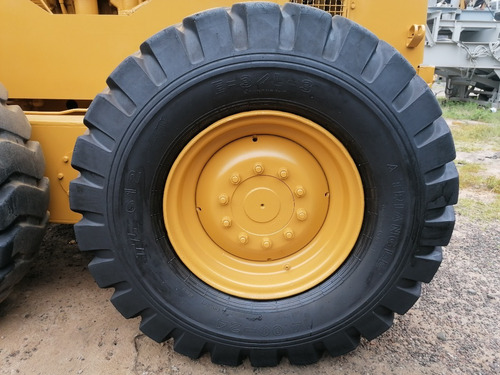 Imagen 7 de 14 de Motoniveladora Caterpillar 130 G