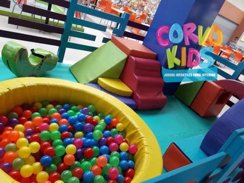 Juegos Infantiles, Paredes De Escalar, Piscinas De Pelotas