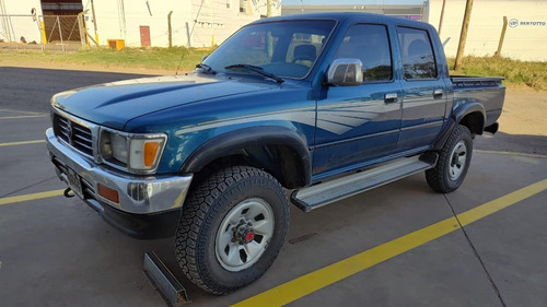 Toyota Hilux 4x4.c/d.sr5.1998