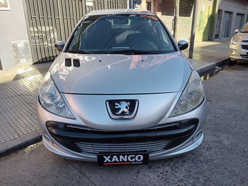 Peugeot 207 1.4 Sedan Allure 75cv