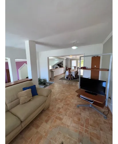 Se Alquila Casa En La Trinidad