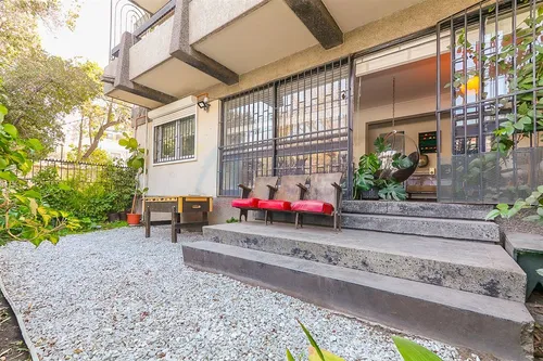 Departamento En Venta De 2 Dorm. En Providencia