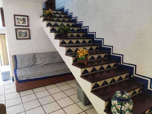 Casa En Condominio En Venta En Fraccionamiento Burgos, Temixco, Morelos.