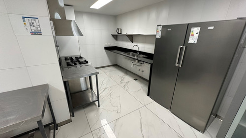 Departamento De Cuatro Ambientes En Venta En Vista Belgrano