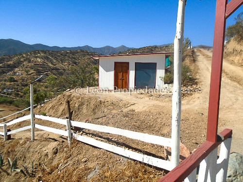 Se Vende Parcela Con Casa En Sector Miraflores, Curacaví.