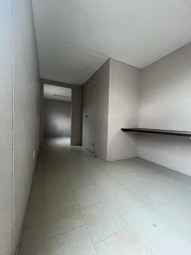 Caseta Traila Remolque Camper Oficina Móvil Sin Wc Para 7
