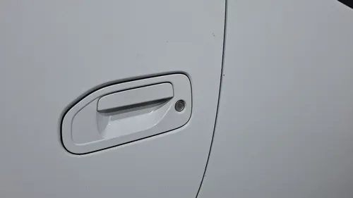 Nissan Nv350 Urvan 2.5 15 Pasajeros Amplia A/a Paq Seg