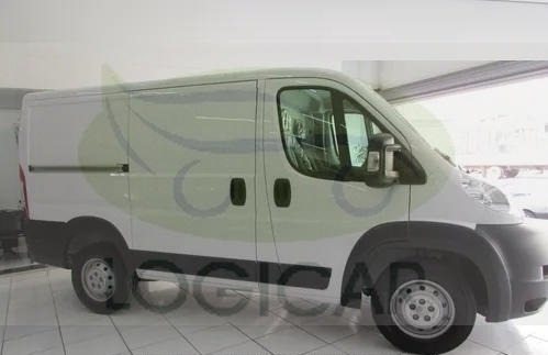 Imagem 3 de 8 de Ducato 2.3 Curta Multijet Diesel