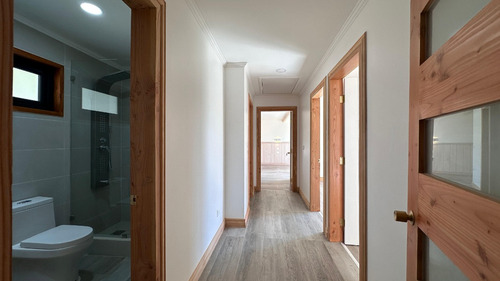Casa 210m2. Nueva. Loteo Claro De Luna, A 5 Min. De Pucón