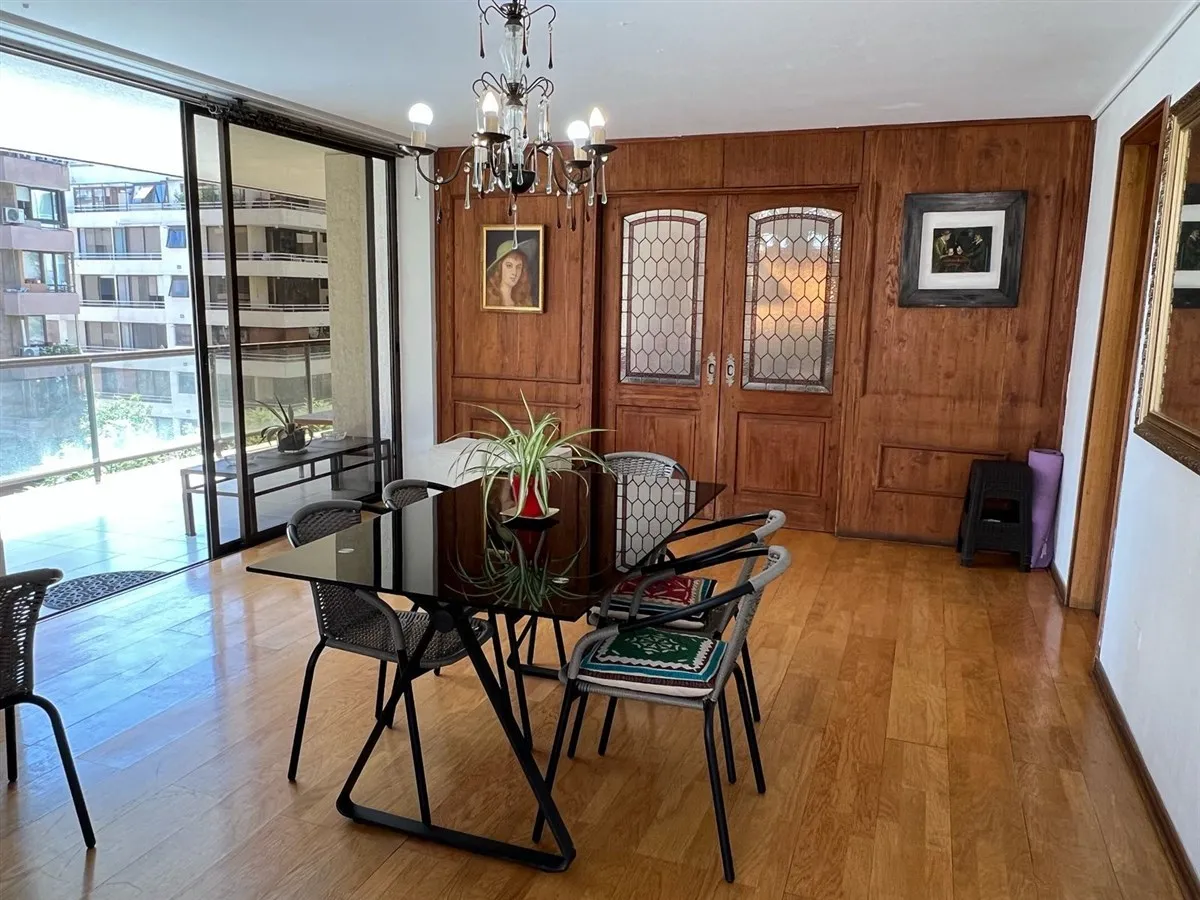 Imagen 3 de 30 de Penthouse En Venta De 3 Dorm + Sala De Estar En Vitacura