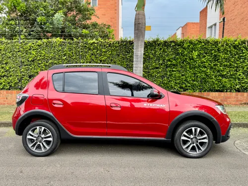 Renault Stepway 1.6 Intens