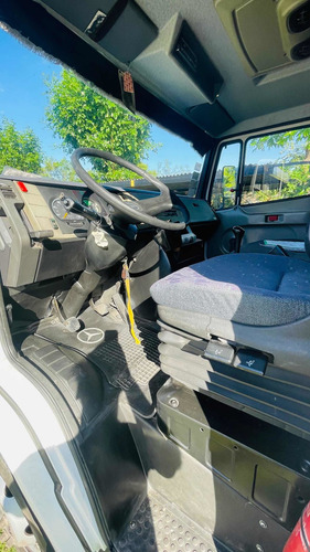 Imagen 16 de 18 de Mercedes Benz 710 Plus