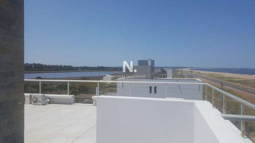 Hermosa Casa En Santa Mónica - José Ignacio-ref:1994