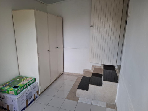 Chácara Em Condominio Fechado Em Ibiúna - 1000 M2 Terreno - Casa 3 Dormitórios Com Churrasqueira E Edícula