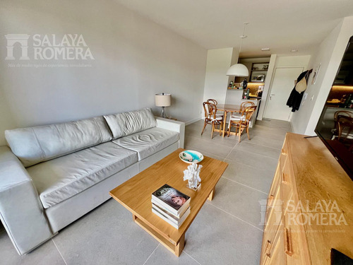 Venta Y Alquiler Temporal:  Dormitorio Y Medio View Punta Del Este