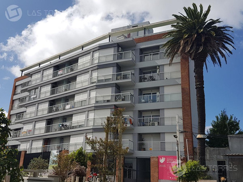 Imagen 19 de 19 de Apartamento - La Blanqueada Con Renta 23.500, Patio Amplio.