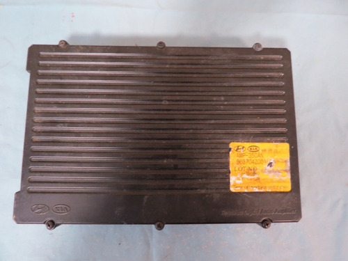  13 14 15 16 Hyundai Santa Fe Radio Stereo Amplifier  Ccp