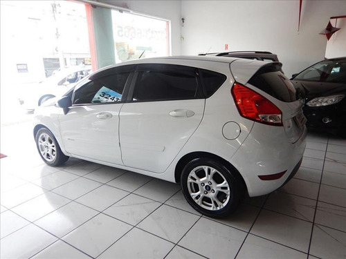 Ford Fiesta Se 1.6 Hatch 16v Flex 4p Manual 2015