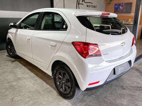 Chevrolet Onix 1.0 MPFI LT 8V FLEX 4P MANUAL