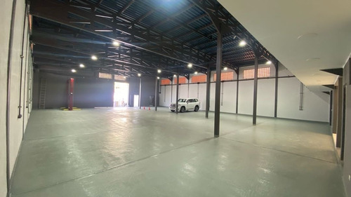 Imagen 3 de 25 de Galpón Vip En Venta Los Dos Caminos 710m2