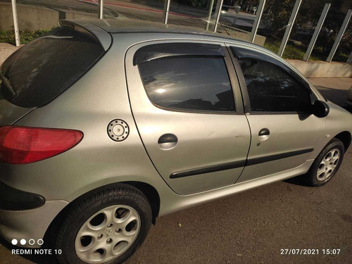 Imagem 2 de 8 de Peugeot 206 2000 1.6 Passion 5p