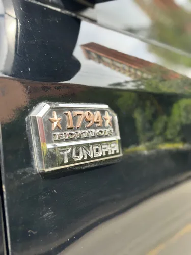 Toyota Tundra 5.7 Crewmax Platinum