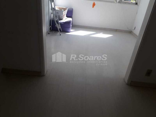 Imagem 2 de 15 de Apartamento Com 2 Quartos Na Tijuca. Rua Antônio Baslio - Jcap30466