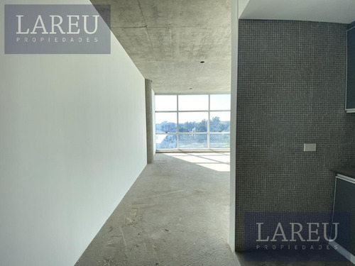 Imagen 4 de 13 de Oficina A Estrenar En Officia Pilar - Edificio Life