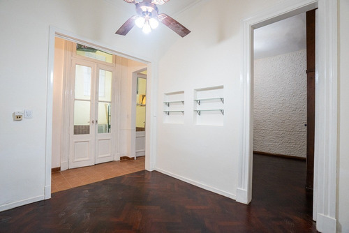Departamento Ph En Venta En Parque Patricios, Capital Federal, Buenos Aires