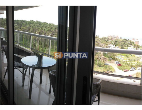 Imagen 2 de 10 de Apartamento En Punta Del Este, Brava