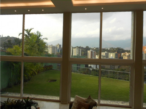 Vendo Casa 1100m2, 5h/7b/8p Cerro Verde 5433