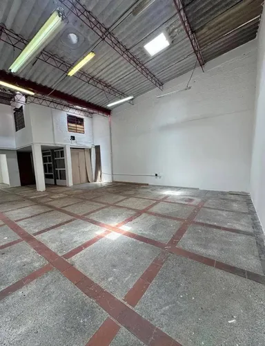Arriendo Bodega En Carvajal