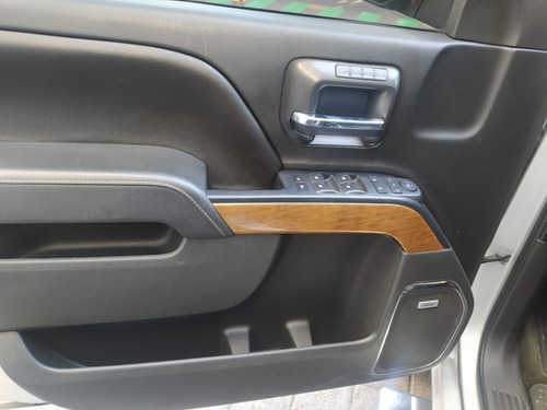 Imagen 13 de 15 de Chevrolet Cheyenne 2016 5.3 V8 Lt Z71 Doble Cabina 4x4 At