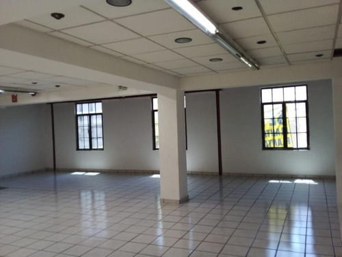 Imagen 3 de 12 de Local Comercial En Renta Centro