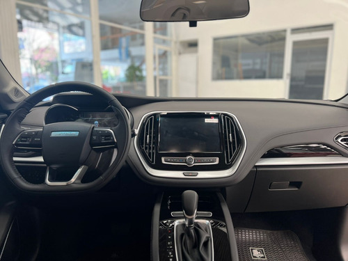 Imagen 11 de 19 de Lifan X70