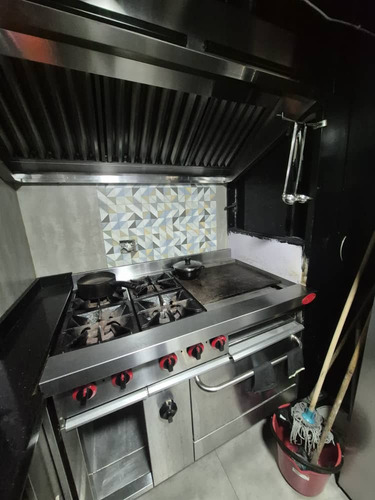 Se Alquila Gastro Bar Restaurante 2 Niveles Chacao Av Franci