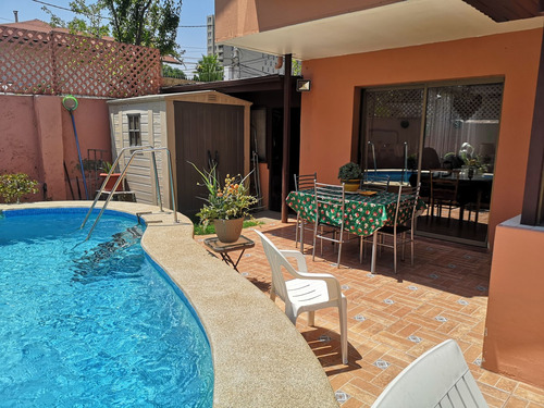 Hermosa Casa En Ñuñoa , Excelente Barrio