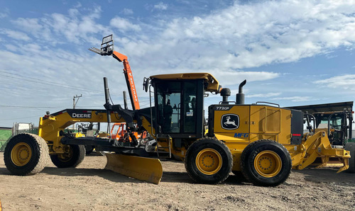 Motoconformadora John Deere 772gp Ripper Trasero
