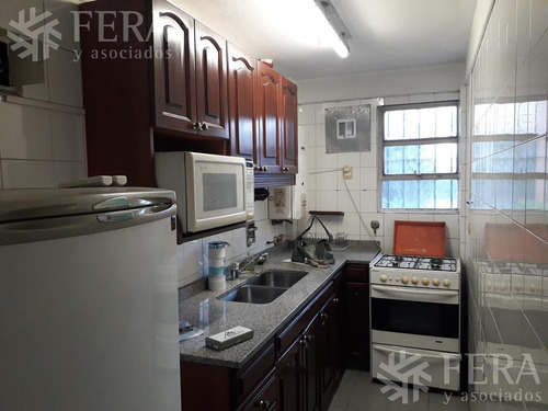 Imagen 3 de 16 de Venta De Departamento De 3 Ambientes Con Balcon En San Telmo (28031)