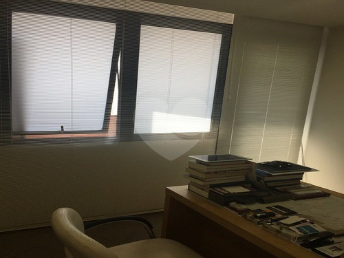 Imagem 10 de 22 de Conjunto Comercial Para Venda No Itaim Bibi, Com 72 M2, Duas Salas, Uma Vaga De Garagem - Reo306997