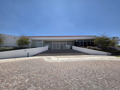 Terreno En Venta En Zibata, Dentro De Exclusiva Privada Yavia
