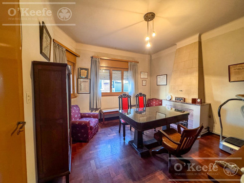 Casa En Venta - Bernal Centro